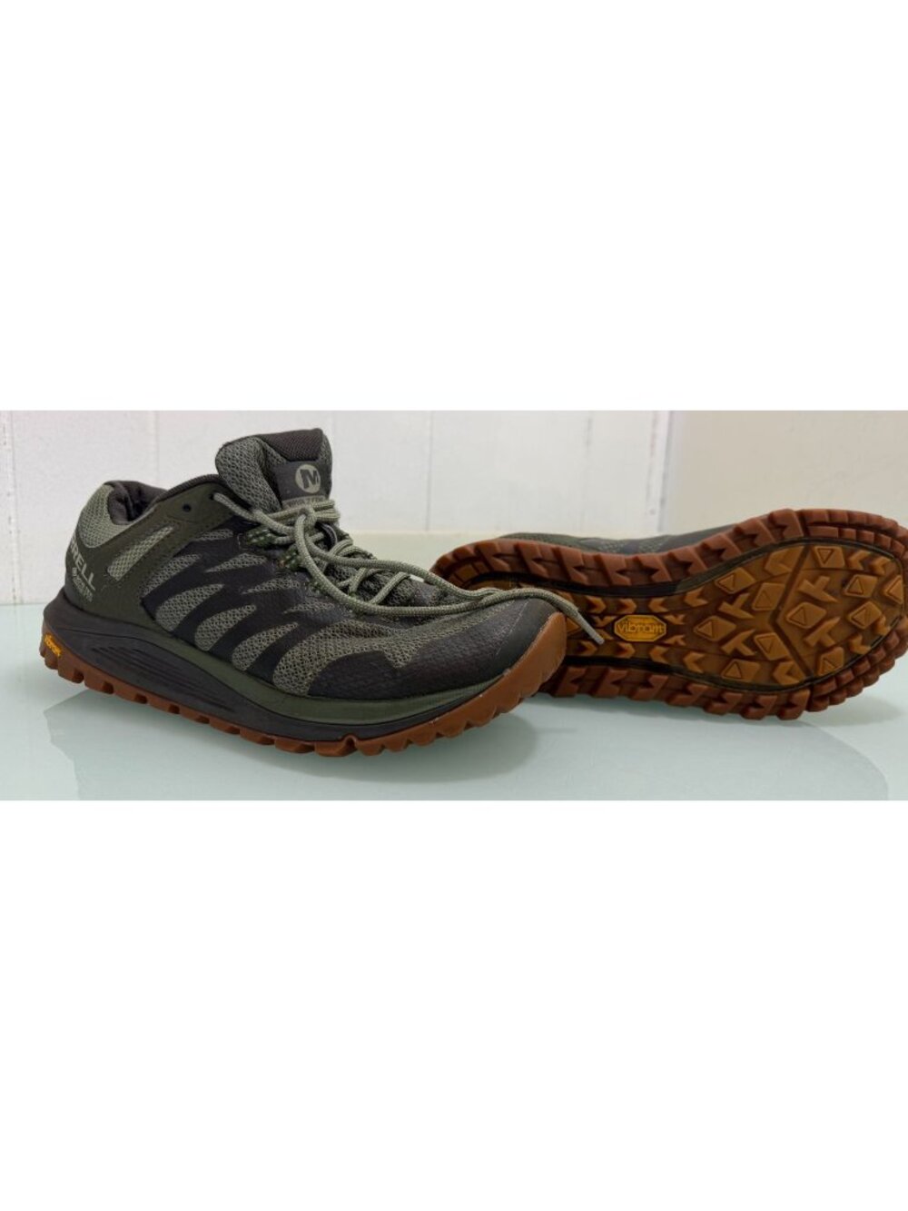 Merrell Nova 2 Gore Tex Trail Running Hiking Shoes Mens Size 8 Vibram Sole